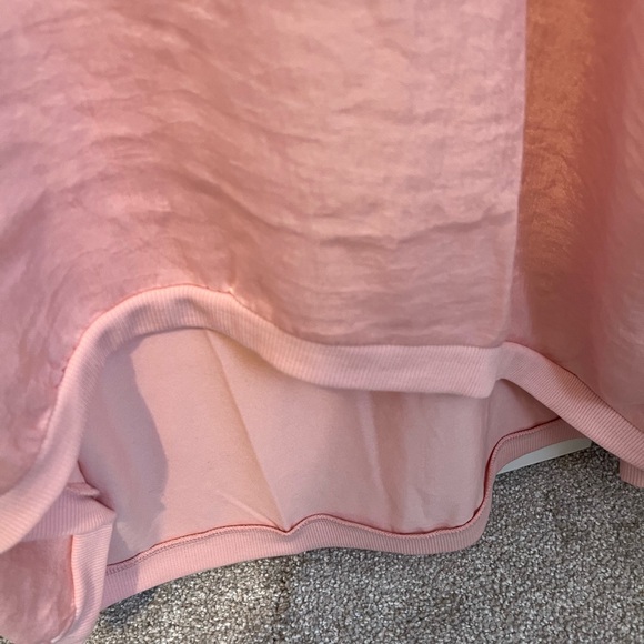 Bare Necessities Satin Jersey long sleeve crew sweater size medium color pink - Picture 11 of 14